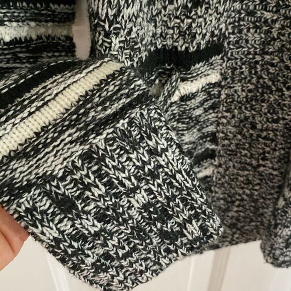 Mossimo open cardigan with tribal pattern size M - Picture 6 of 12